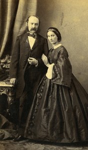 France Elegant Couple Moustache Second Empire Fashion Old CDV Photo 1860