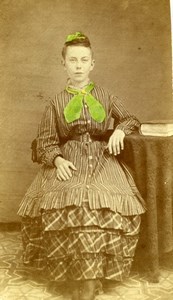 Young Girl Seated Victorian Fashion Old CDV Photo 1870's