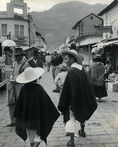 At the Market Portrait Micias Children of Andes Ecuador Old Photo Beauvais 1965