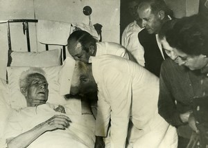 Syria Indian President Nehru meet Fares al-Khoury Hospital Old Photo 1960