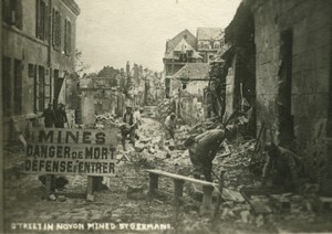 France WWI Noyon street mined by Germans Old Photo 1918