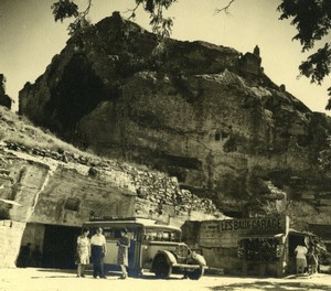 France les Baux de Provence Garage Bus Coach Old Photo 1947