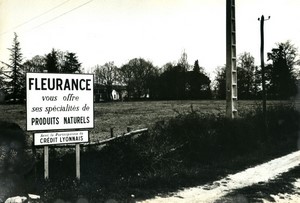 France Fleurance Town sign Maurice Mességué Old Photo Ballarini 1980