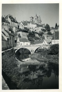 France Semur en Auxois Bridge Notre Dame Church Old Amateur Photo snapshot 1957