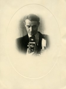 France Paris Andre Rossignol Photographer self portrait Camera Old Photo 1940